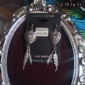Eagle river vintage pewter heart earrings